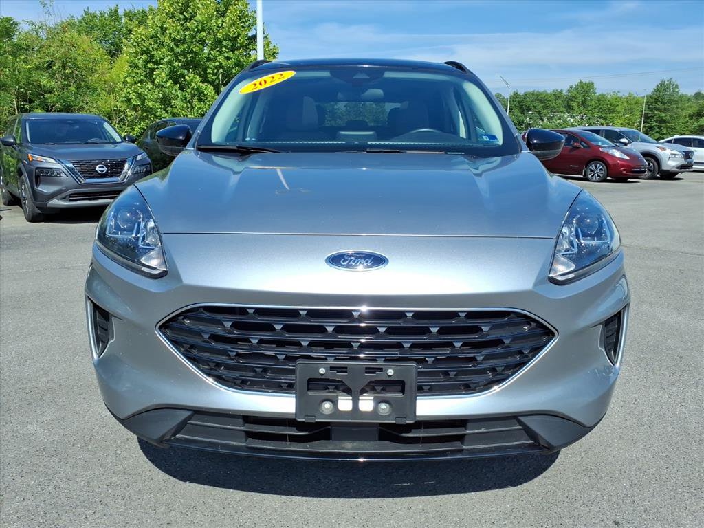 Used 2022 Ford Escape SE w/ SE Sport Appearance Package AWD/4WD image 8