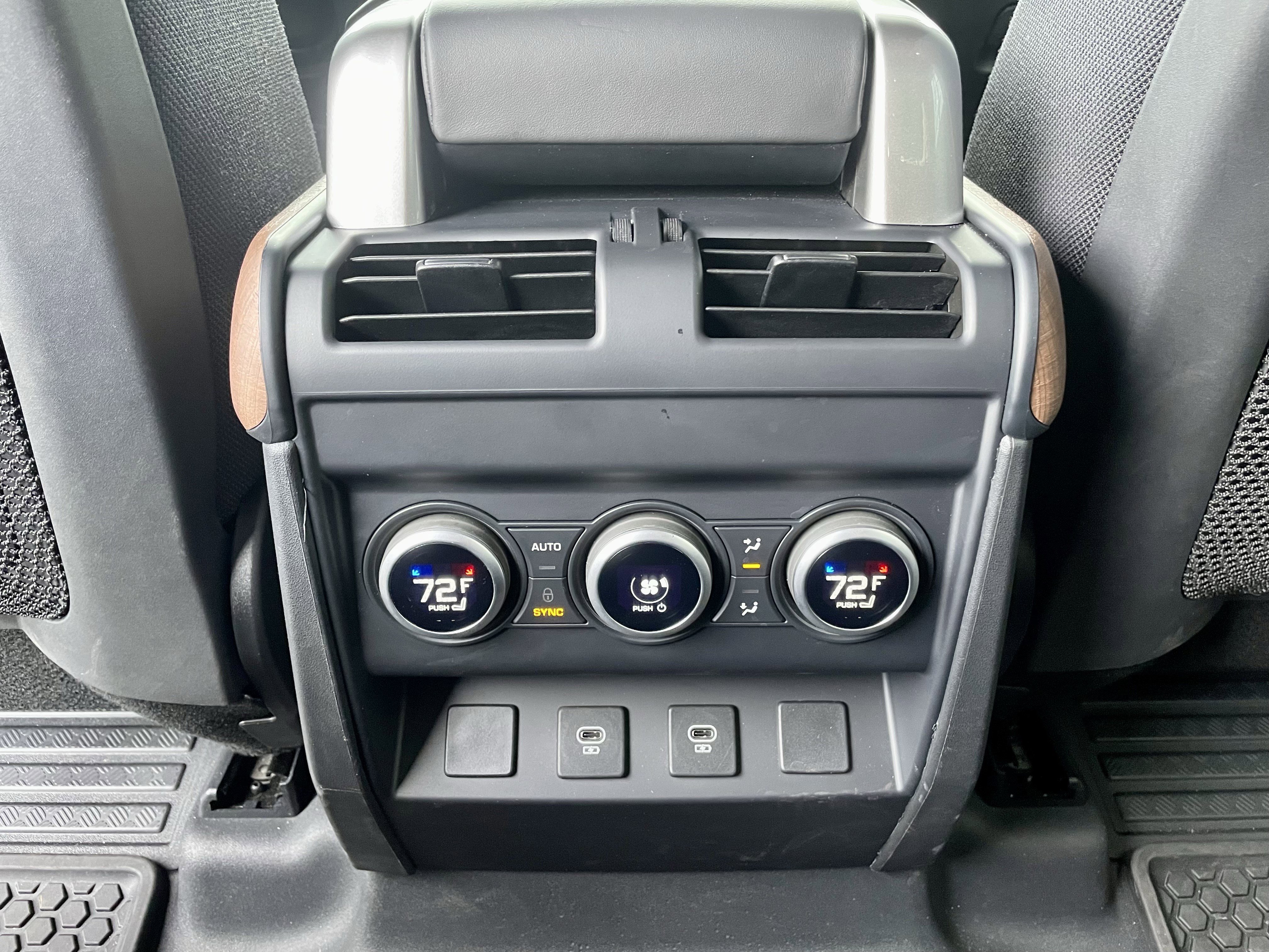 Certified 2024 Land Rover Defender 130 X image 26