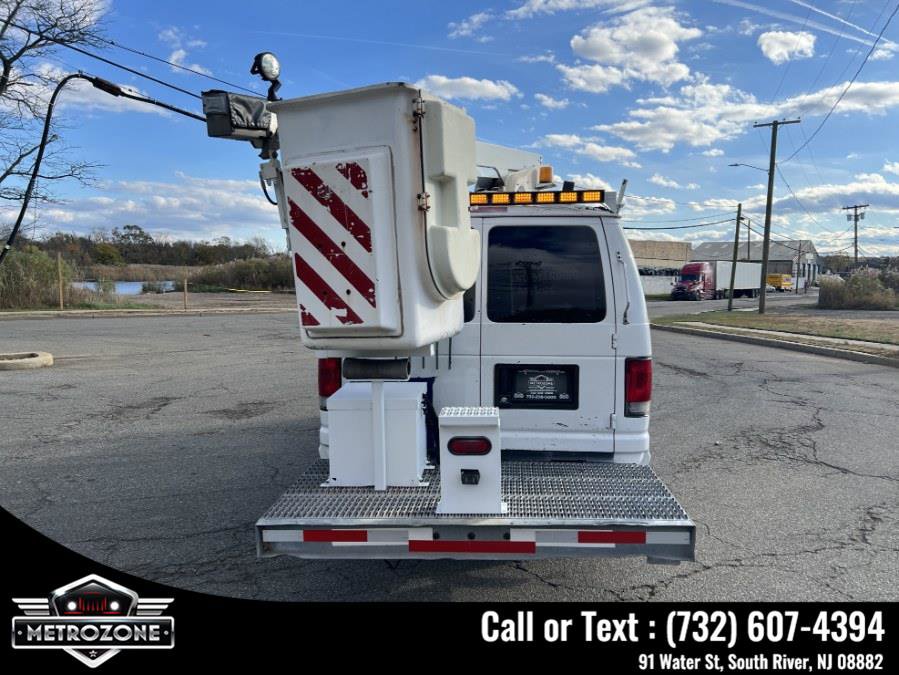 Used 2008 Ford E-350 and Econoline 350 Super Duty image 8