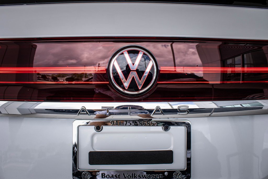New 2026 Volkswagen Atlas SE image 16