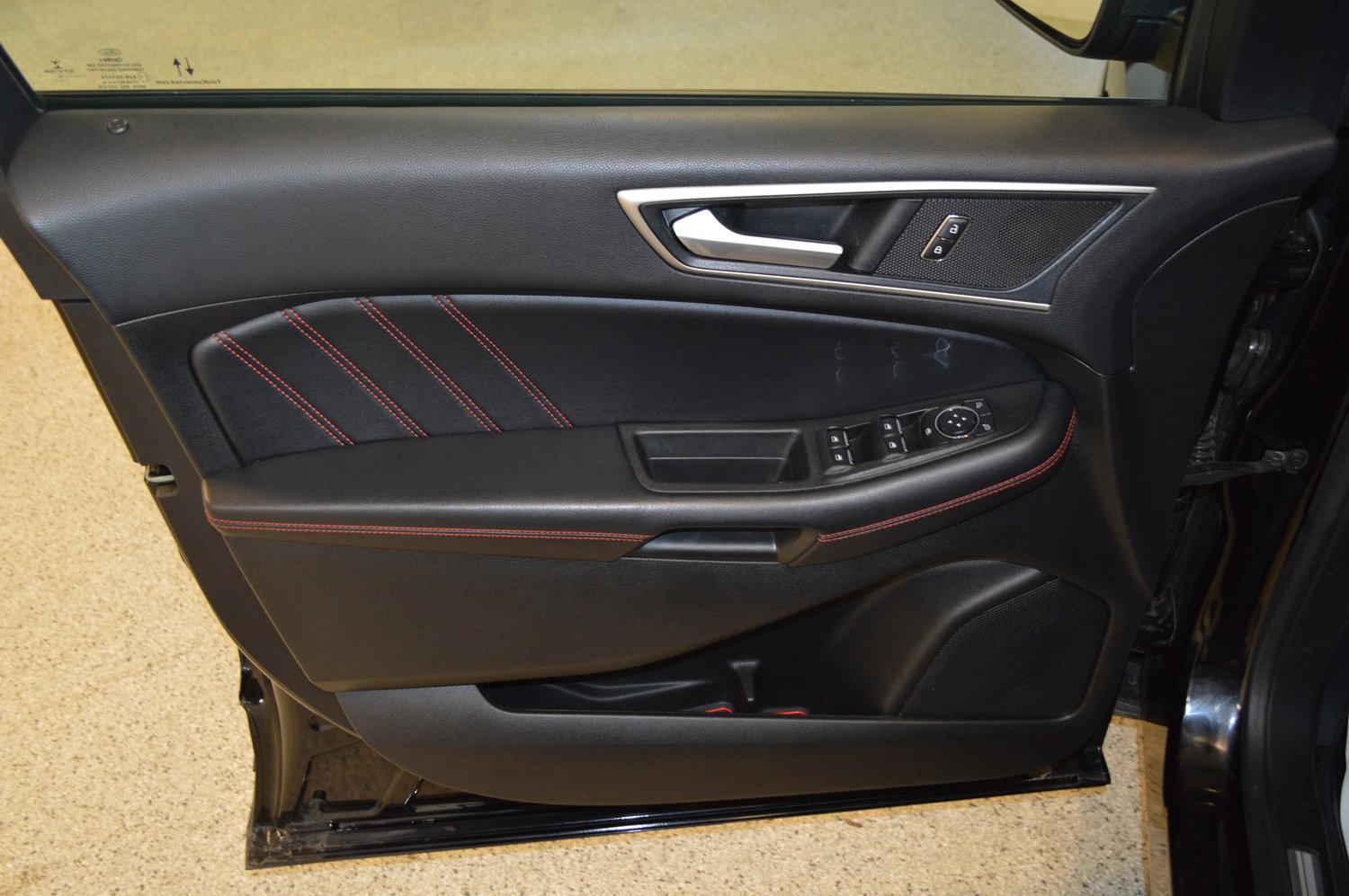 Used 2021 Ford Edge ST-Line AWD/4WD image 14