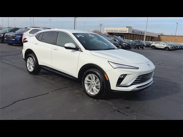 Certified 2024 Buick Envista Preferred w/ Convenience II Package image 2