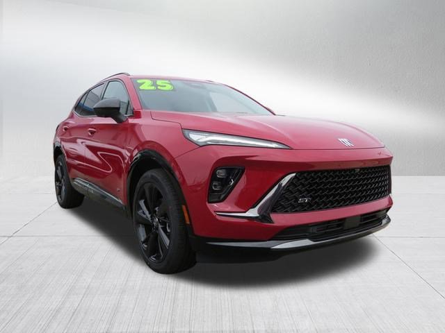 New 2025 Buick Envision Sport Touring image 9