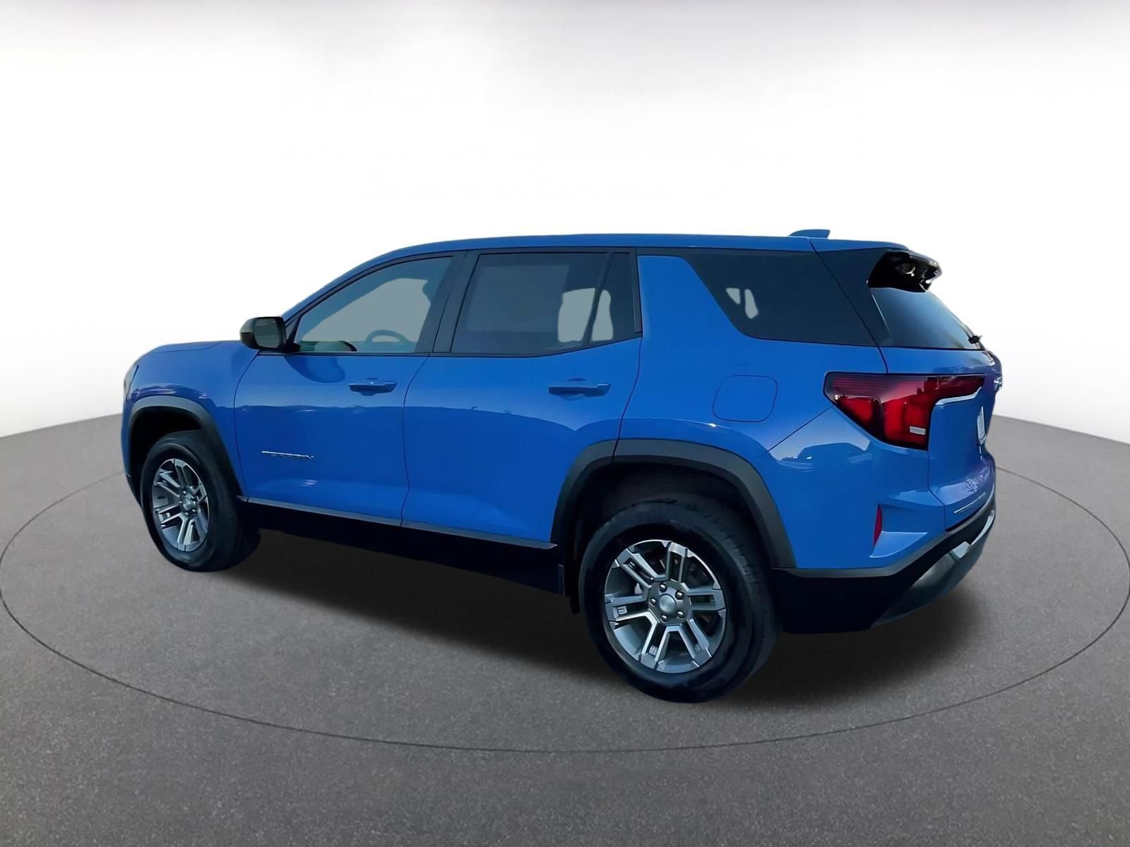 Used 2025 GMC Terrain Elevation image 10