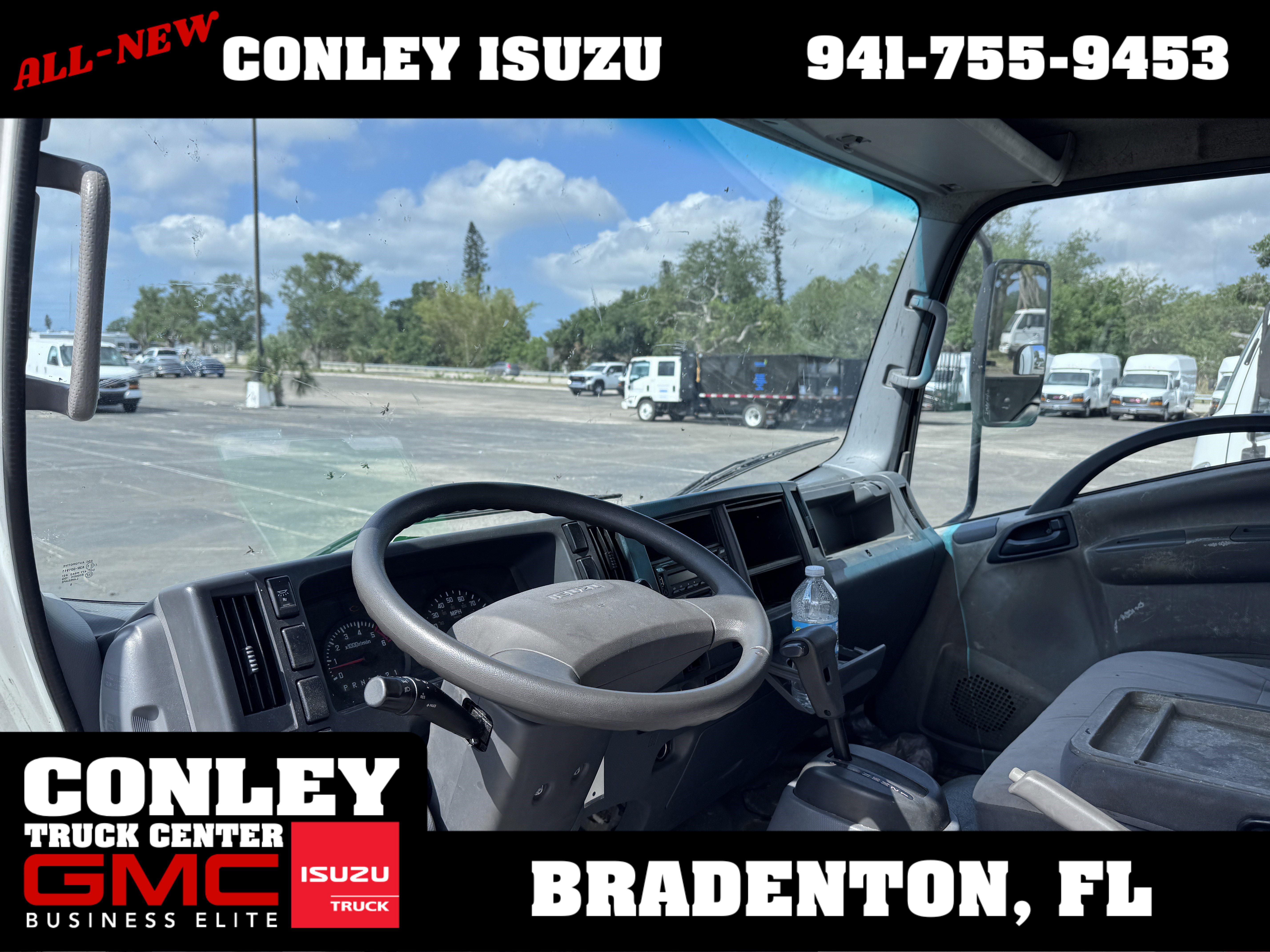 Used 2018 Isuzu NPR RWD image 7