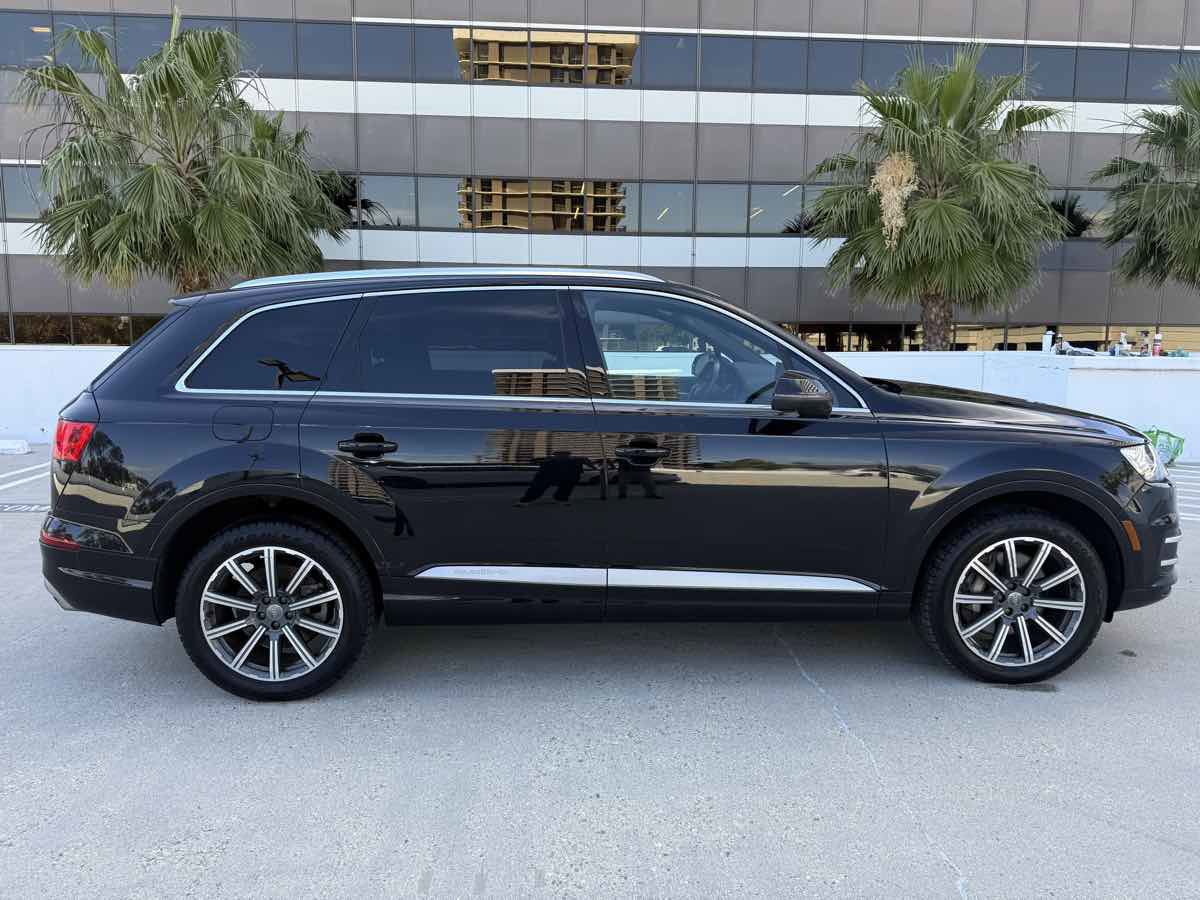 Used 2017 Audi Q7 3.0T Premium Plus AWD/4WD image 8