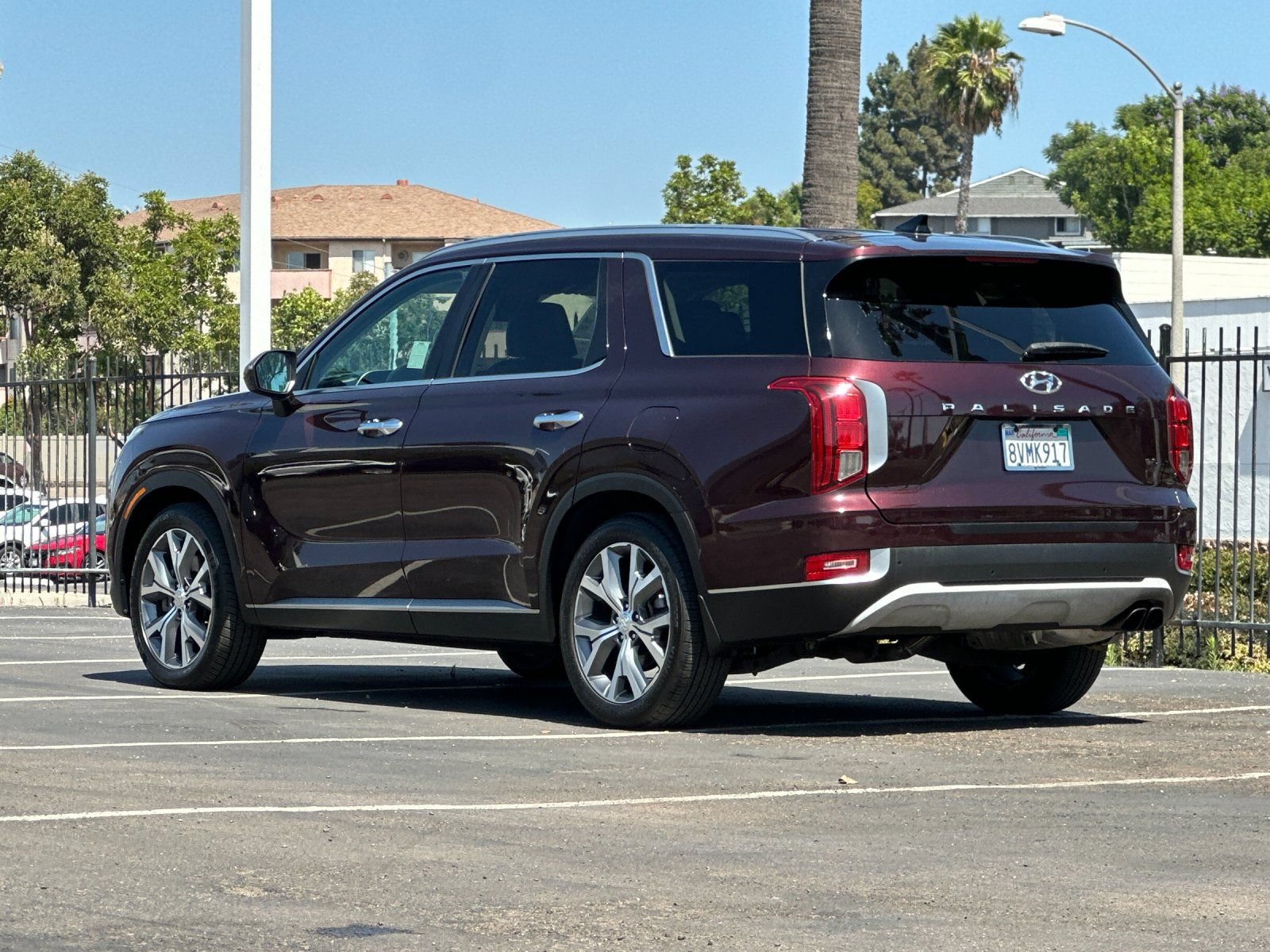 Used 2021 Hyundai Palisade SEL FWD image 3