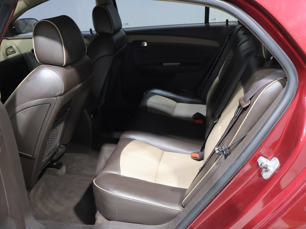 Used 2008 Chevrolet Malibu LTZ FWD image 17