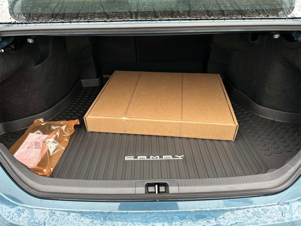 New 2026 Toyota Camry SE w/ Convenience Package image 9