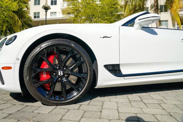 Used 2024 Bentley Continental GT Speed AWD/4WD image 13
