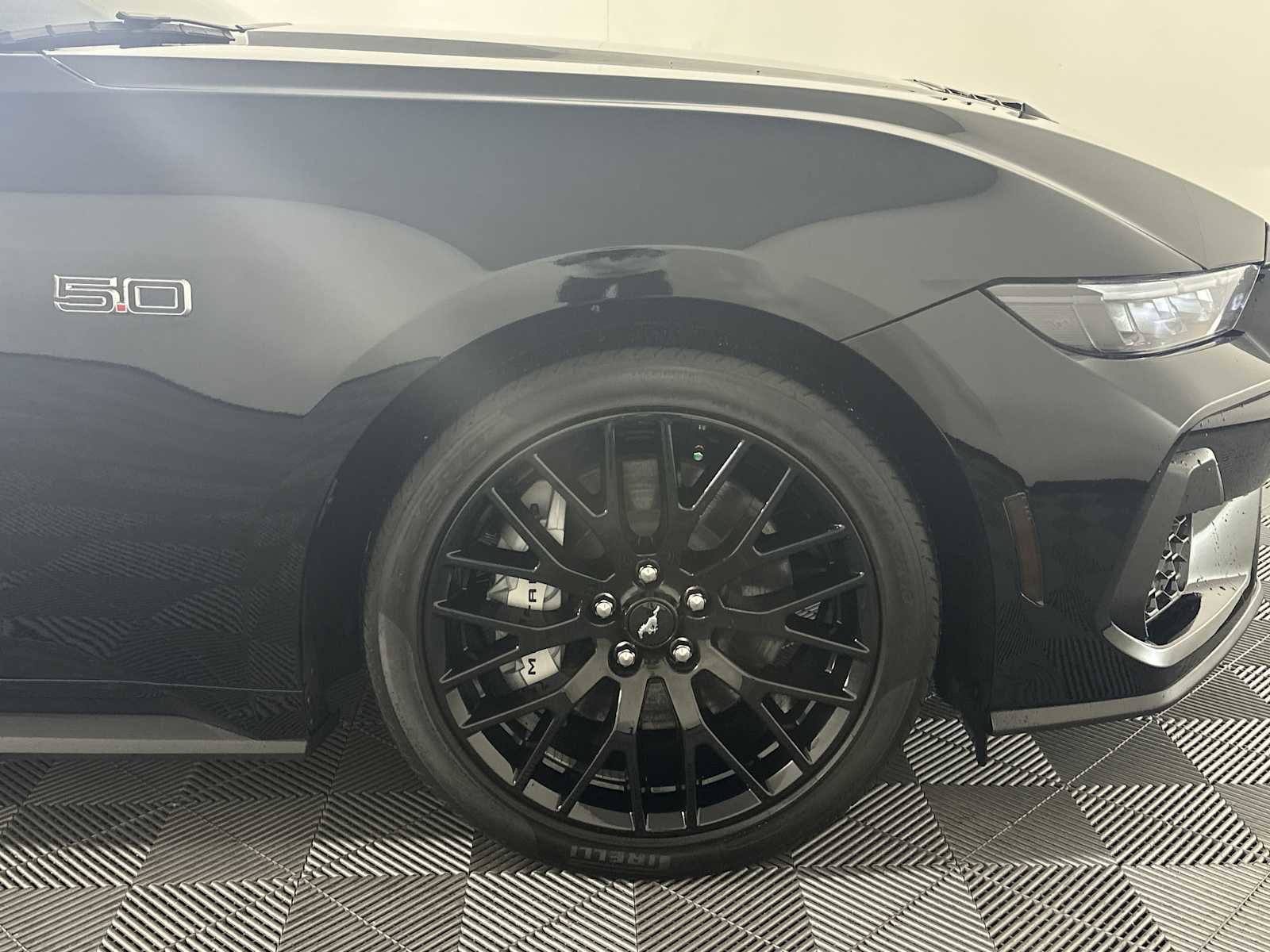 Used 2025 Ford Mustang GT Premium image 16