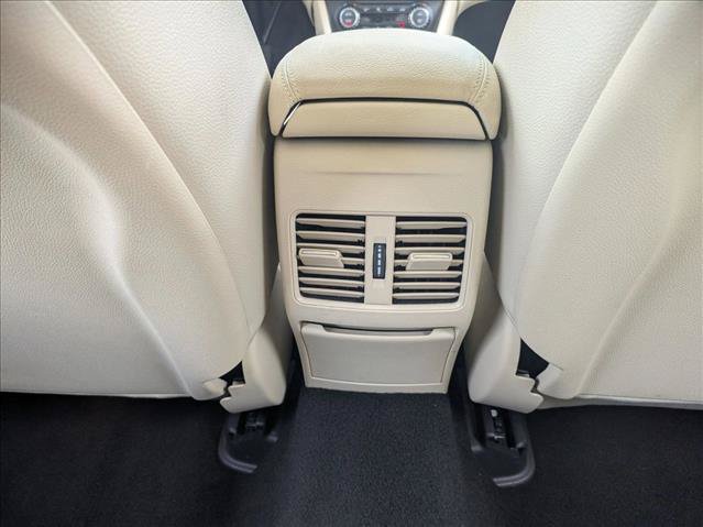 Used 2019 Mercedes-Benz GLA 250 image 14