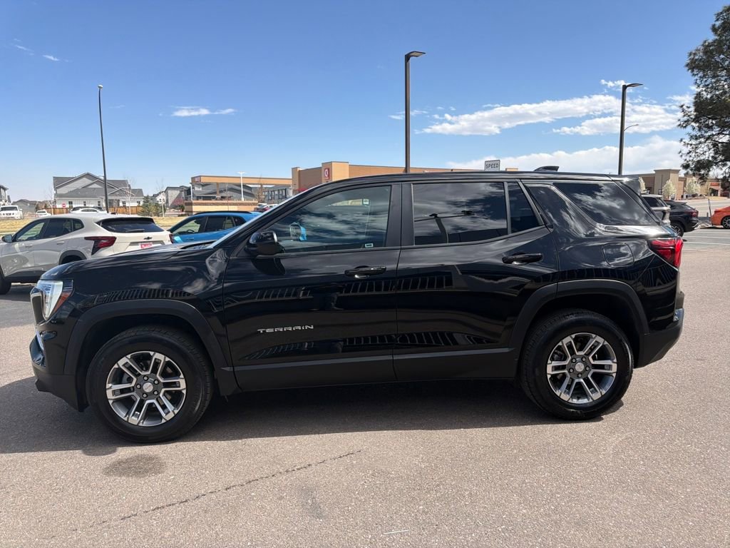 Used 2025 GMC Terrain Elevation image 2