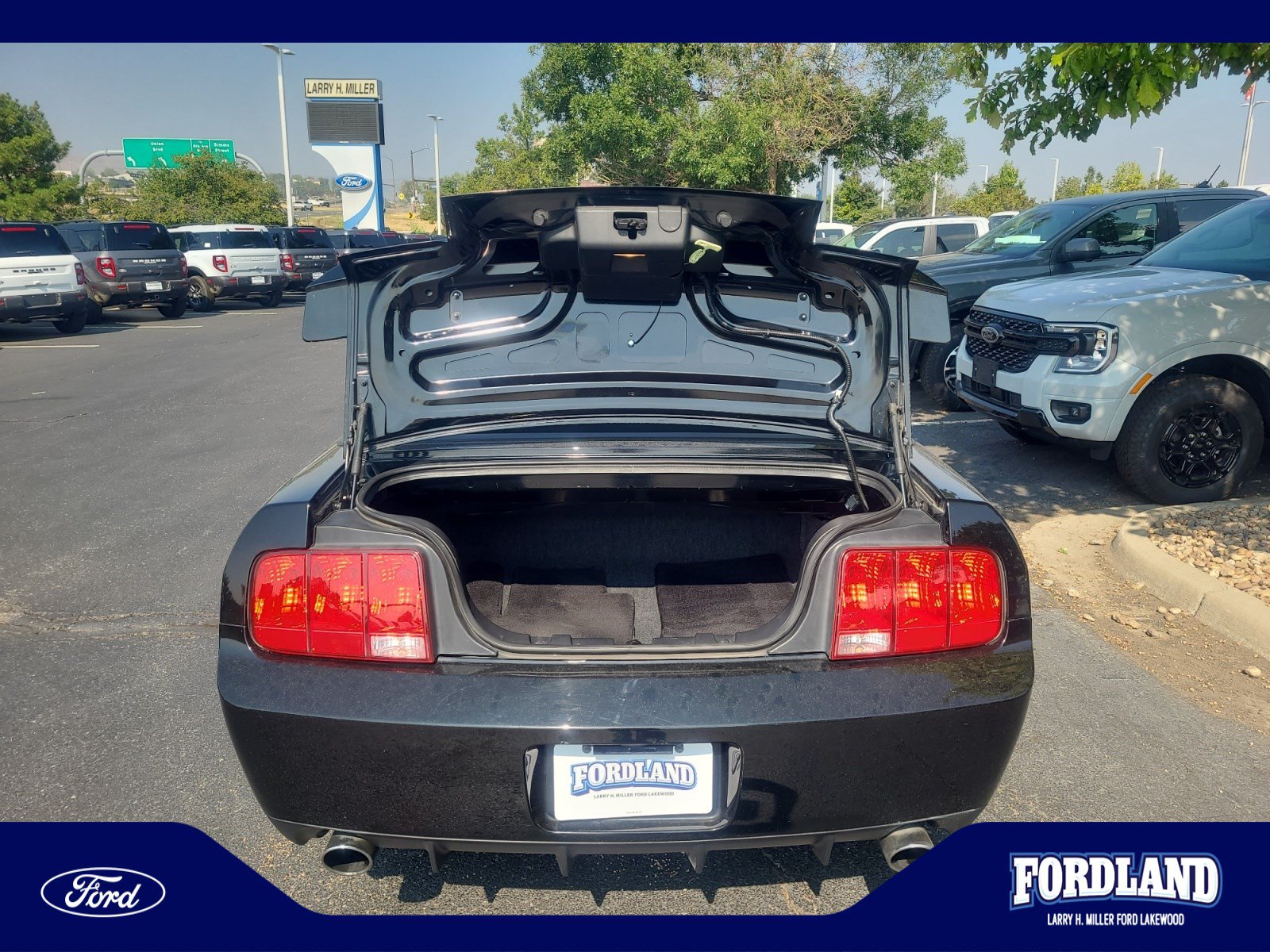 Used 2008 Ford Mustang Shelby GT500 RWD image 30