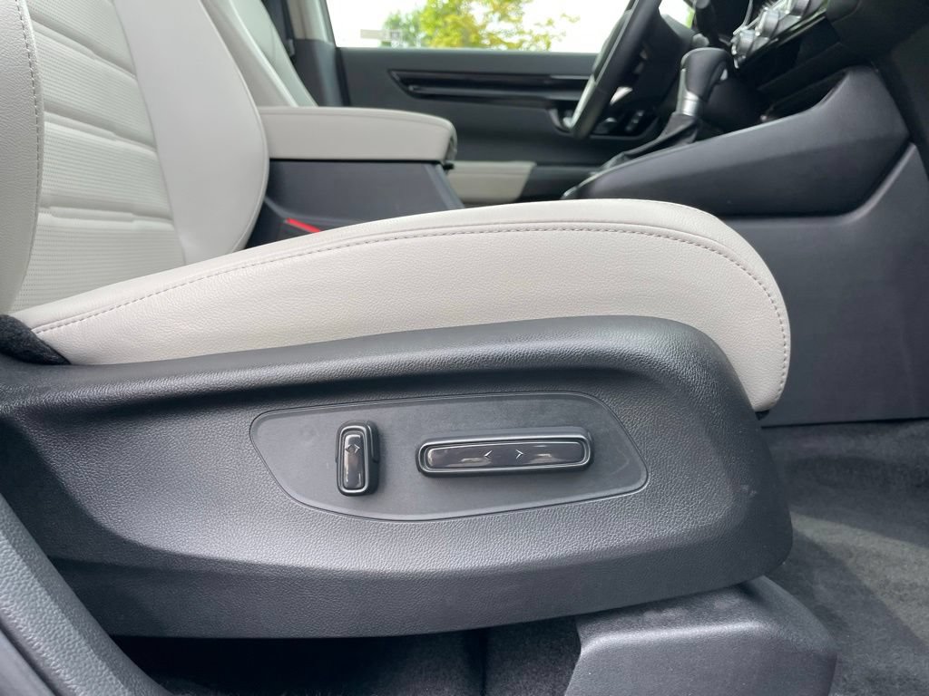 Certified 2025 Honda CR-V EX-L image 29