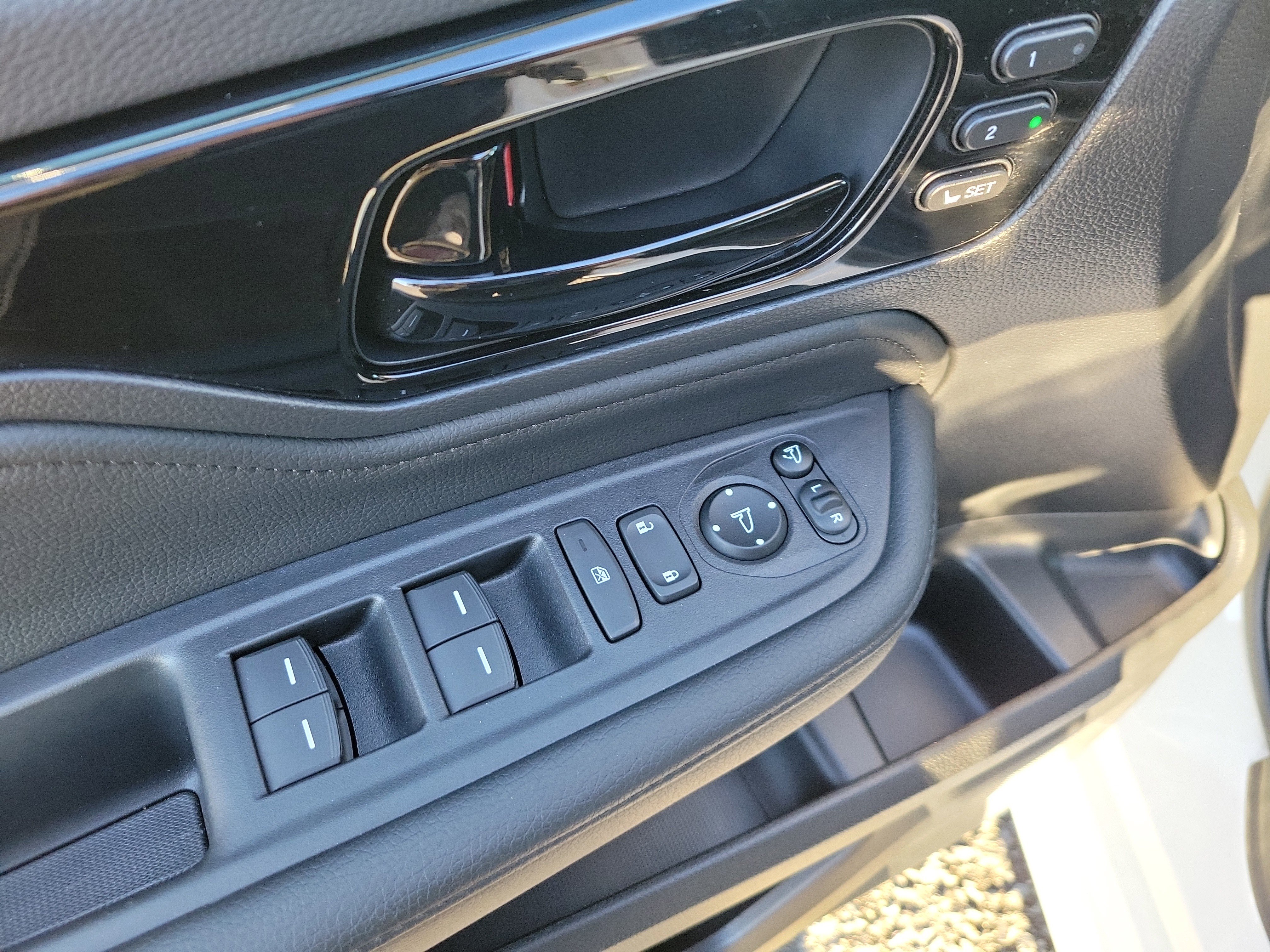 Used 2025 Honda Odyssey Elite image 21