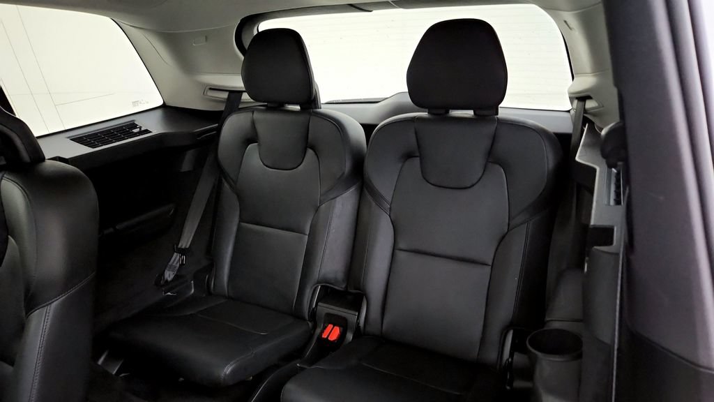 Used 2024 Volvo XC90 B6 Plus AWD/4WD image 22