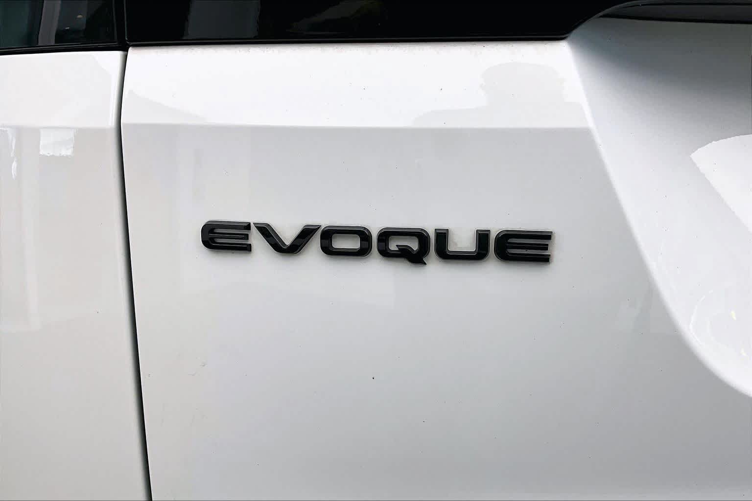 Used 2023 Land Rover Range Rover Evoque R-Dynamic SE AWD/4WD image 33