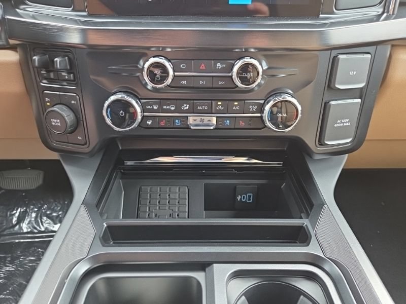 New 2026 Ford F450 Lariat w/ FX4 Off-Road Package AWD/4WD image 41
