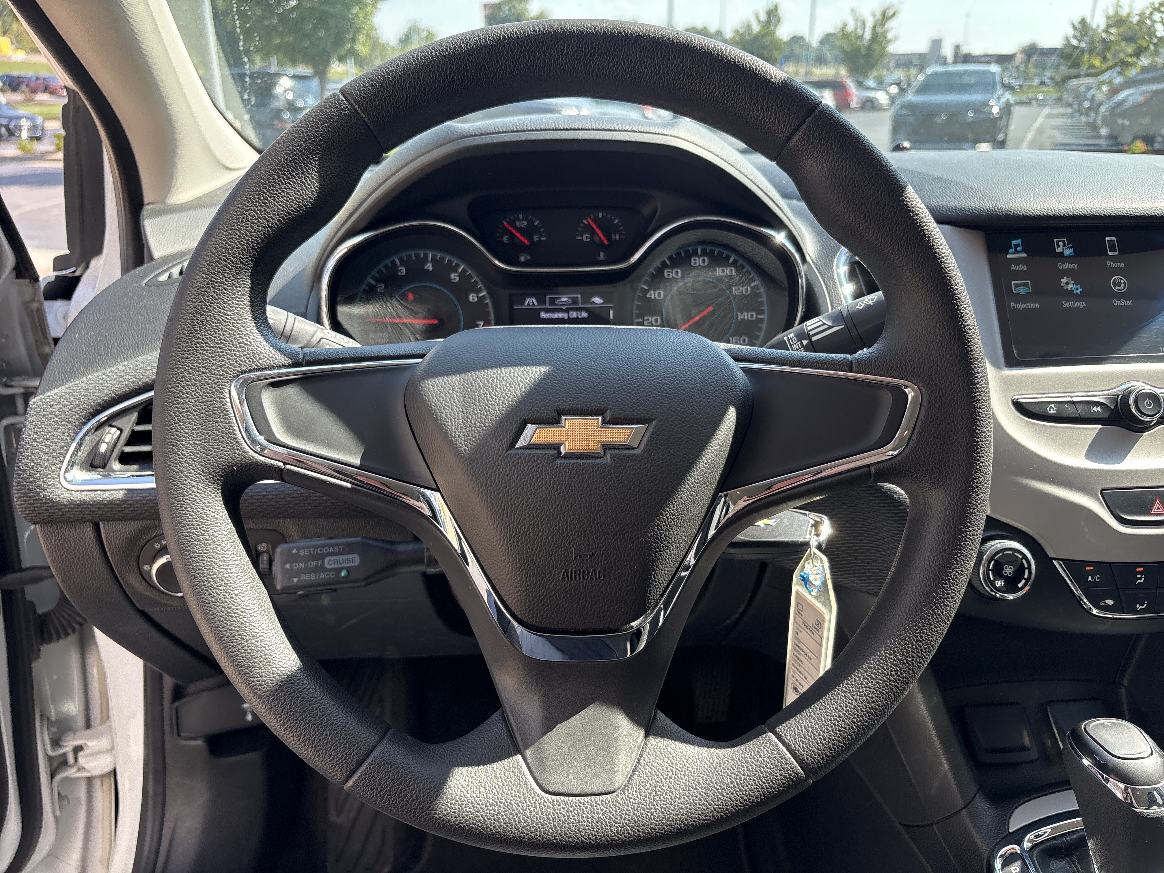 Used 2018 Chevrolet Cruze LS FWD image 25