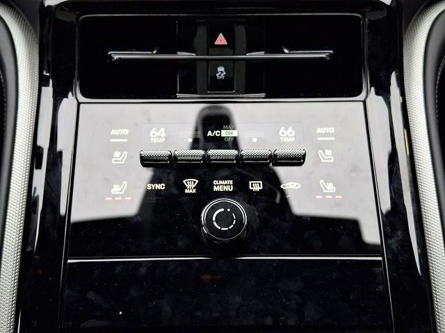 New 2025 Porsche Panamera 4 image 17