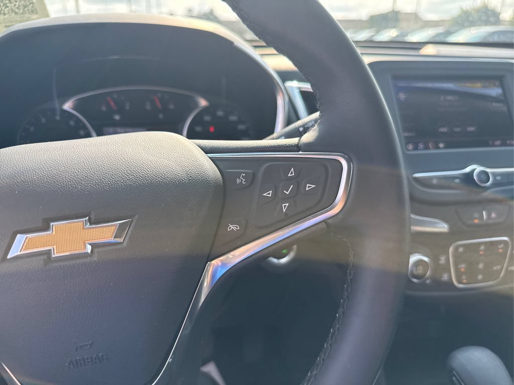 Used 2023 Chevrolet Equinox LT AWD/4WD image 30