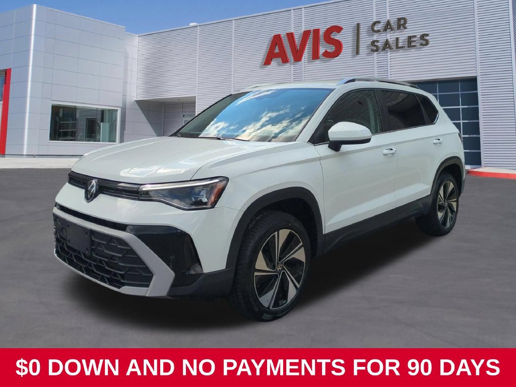 Used 2025 Volkswagen Taos SE AWD/4WD image 1