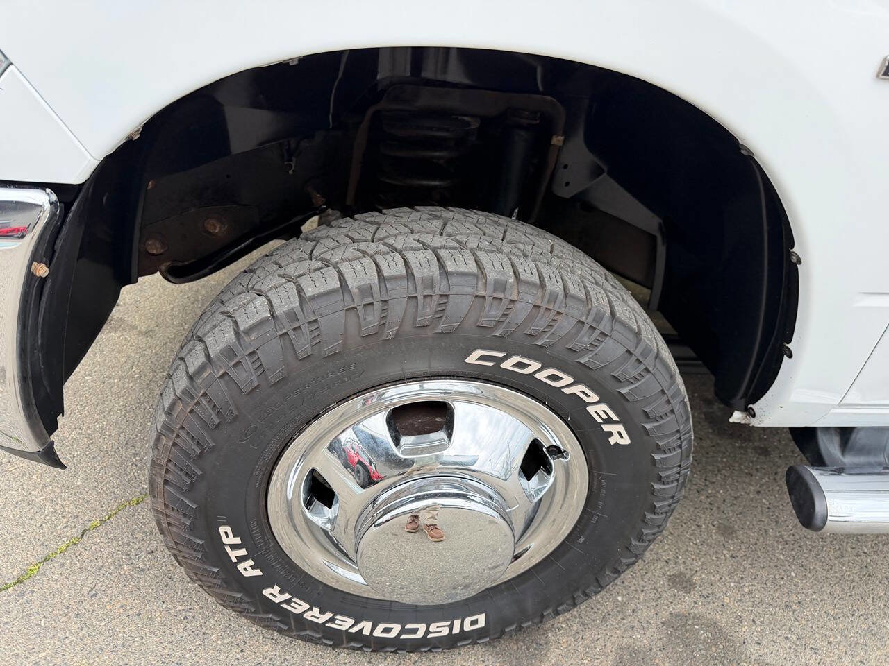 Used 2017 RAM 3500 Tradesman w/ Chrome Appearance Group image 38