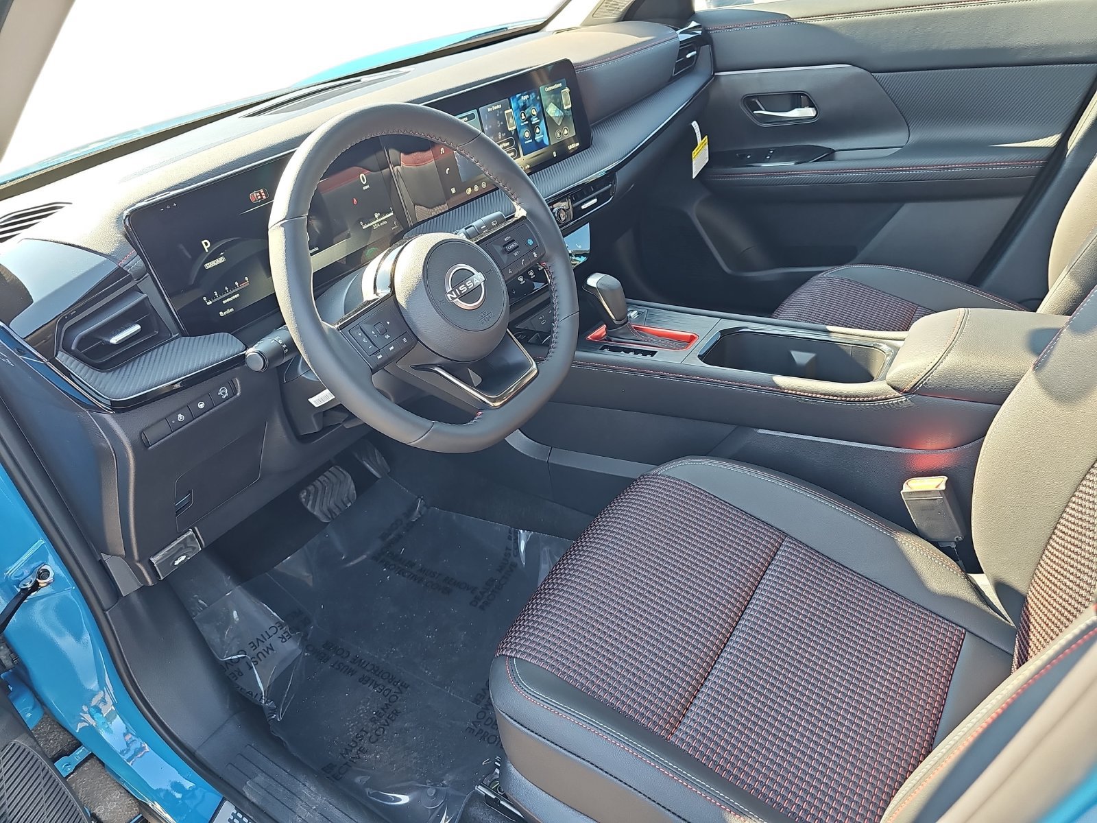 New 2027 Nissan Kicks SR w/ SR Premium Package FWD image 16