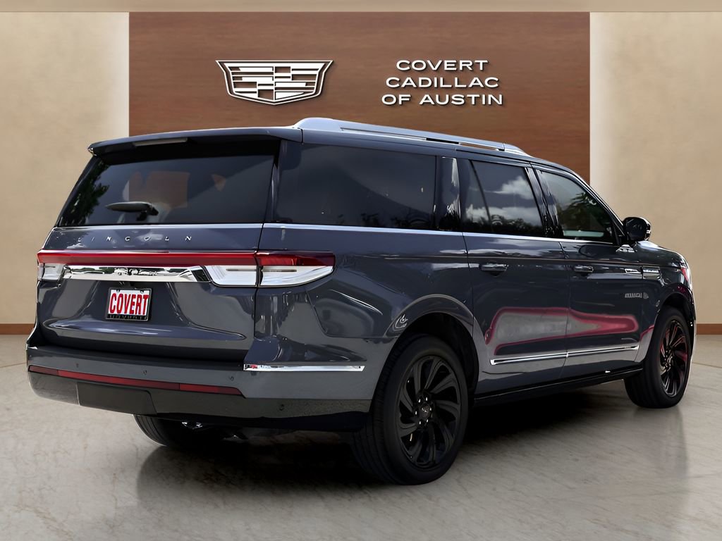 Used 2023 Lincoln Navigator L Reserve AWD/4WD image 4