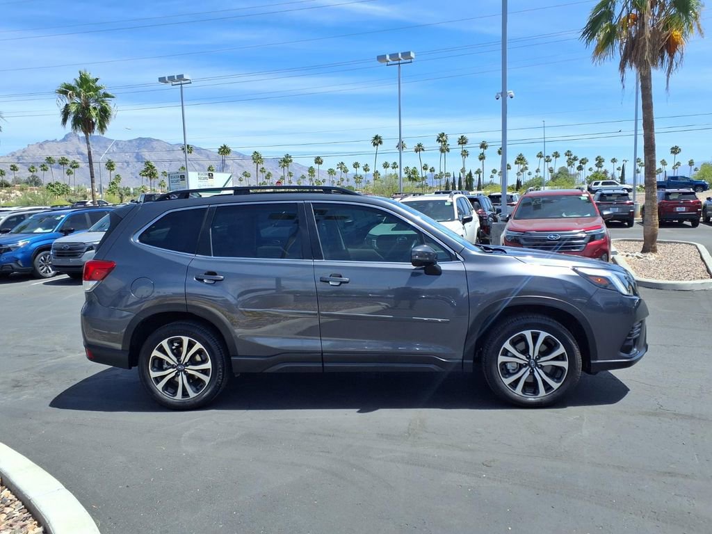 Used 2022 Subaru Forester Limited image 9