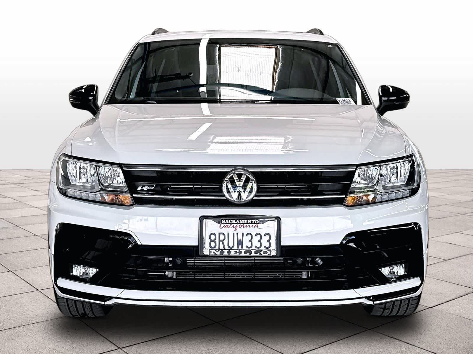 Used 2020 Volkswagen Tiguan SE R-Line FWD image 2