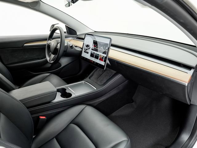 Used 2022 Tesla Model 3 Long Range image 17