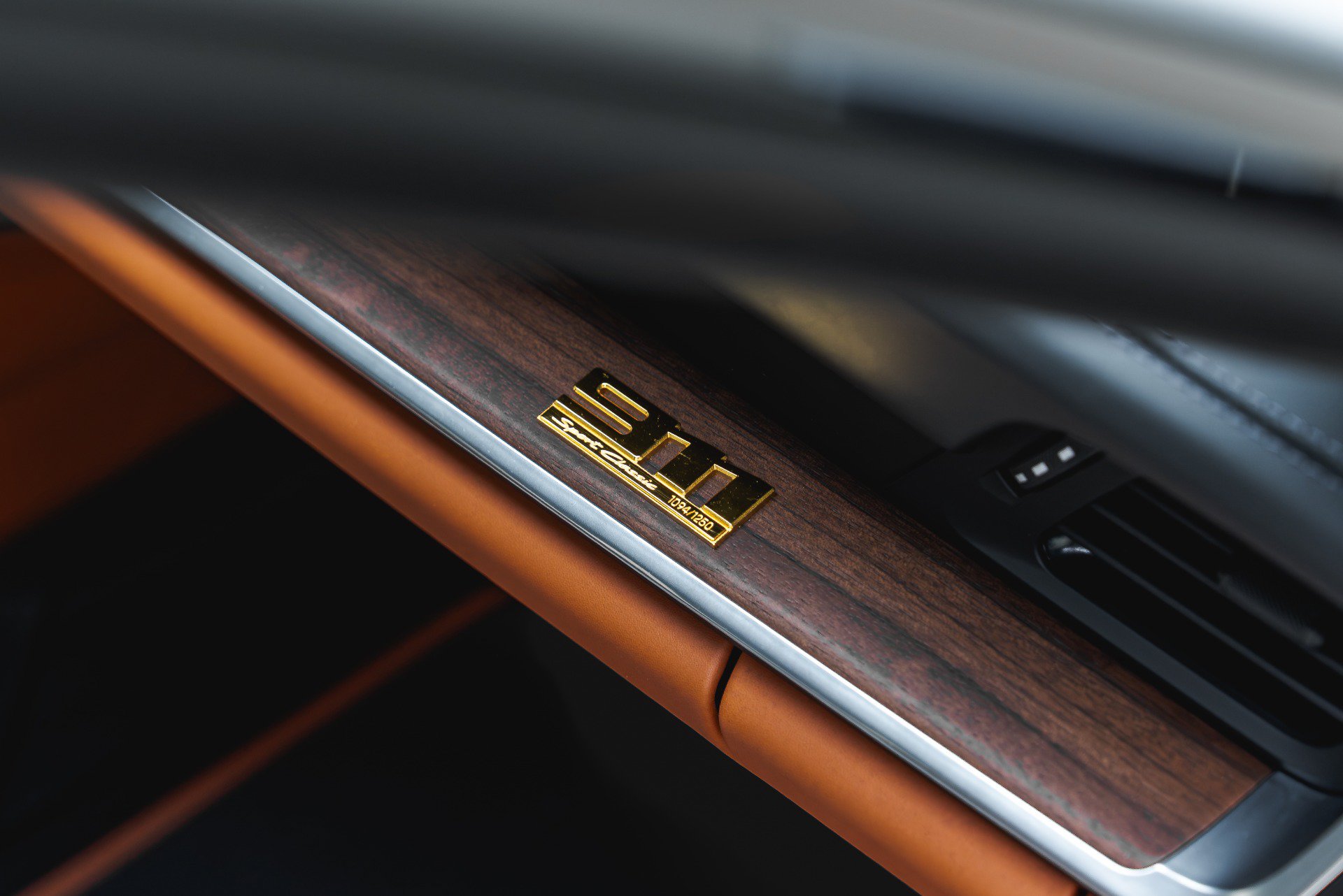 Used 2023 Porsche 911 Sport Classic RWD image 68