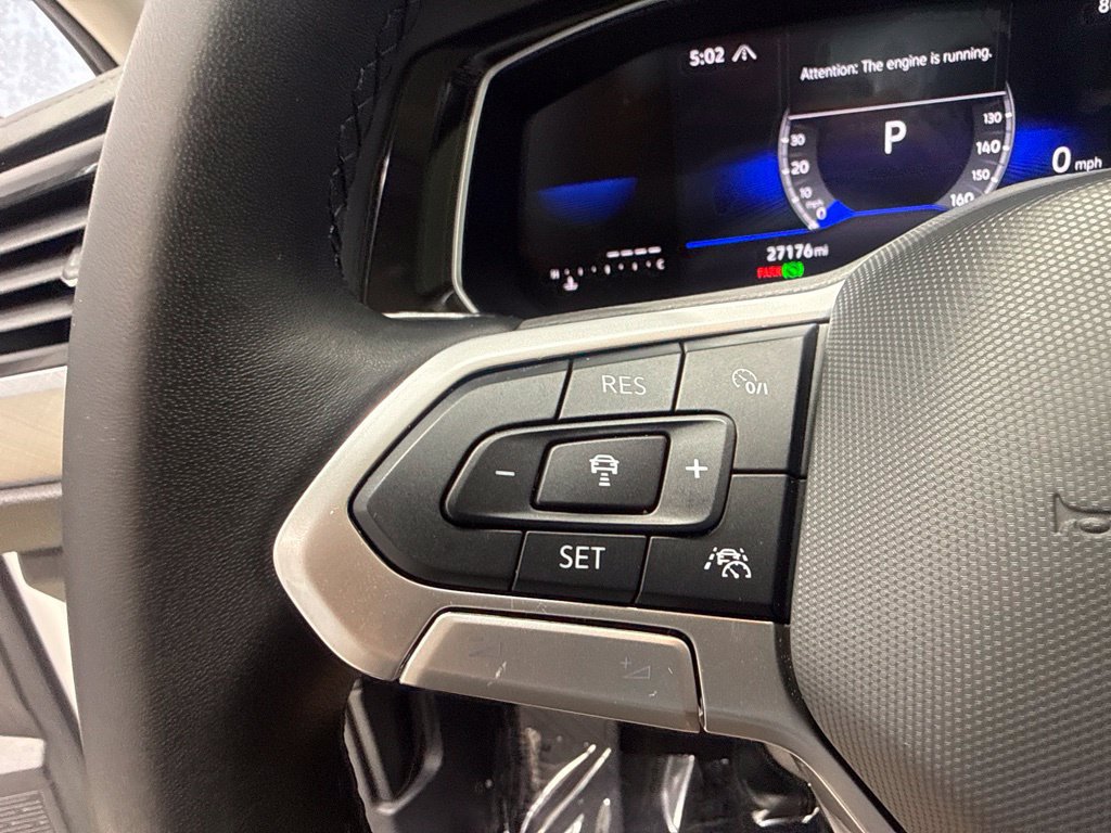 Used 2023 Volkswagen Jetta SE w/ Panoramic Sunroof Package FWD image 32