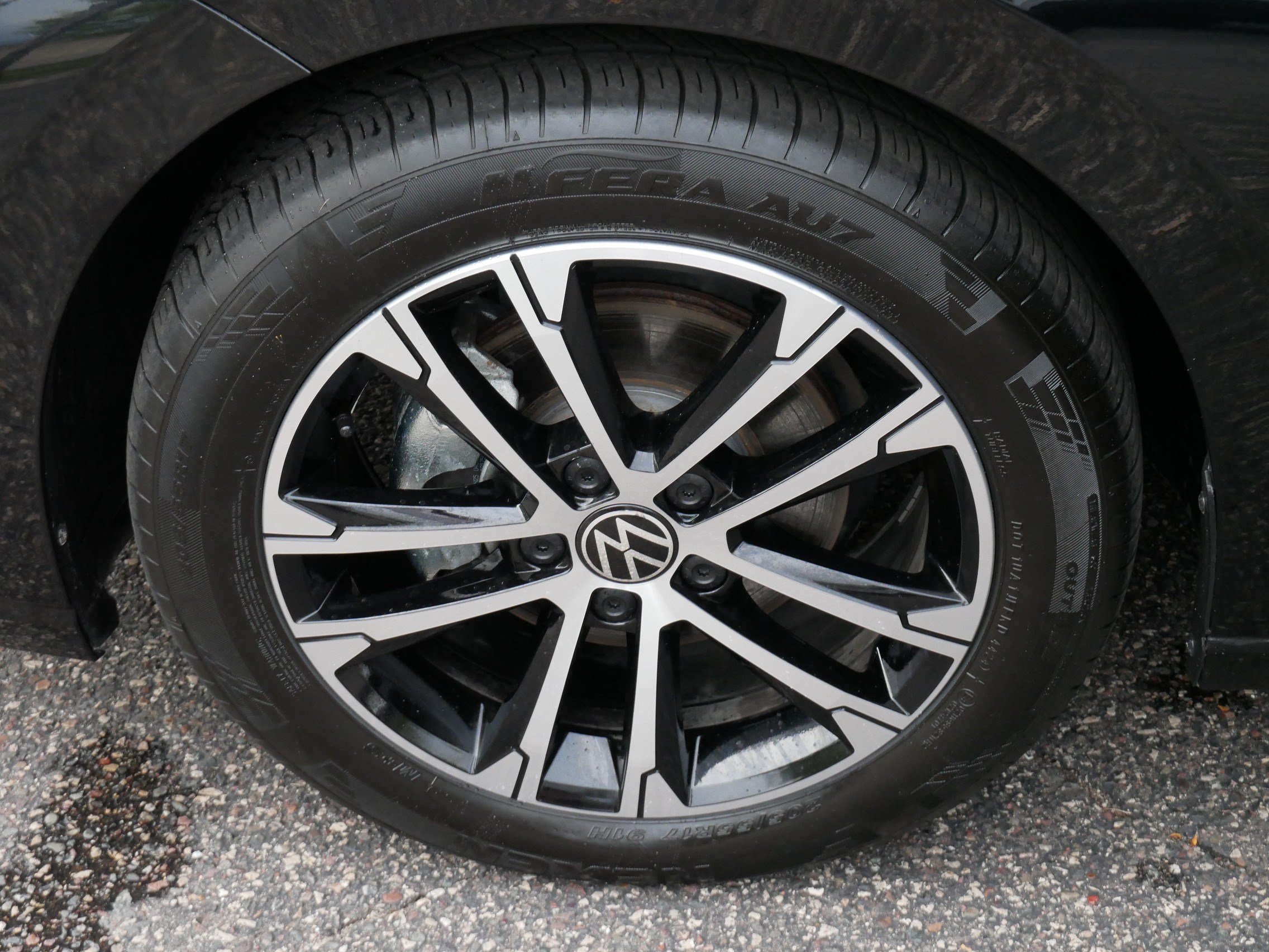 Certified 2025 Volkswagen Jetta Sport FWD image 15
