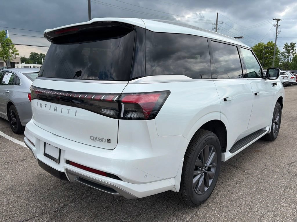 Certified 2026 INFINITI QX80 Pure w/ Cargo Package AWD/4WD image 5