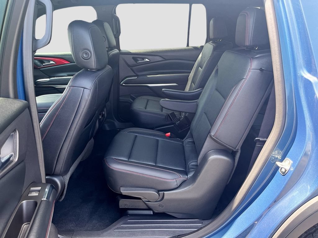 Used 2024 Chevrolet Traverse Z71 AWD/4WD image 25