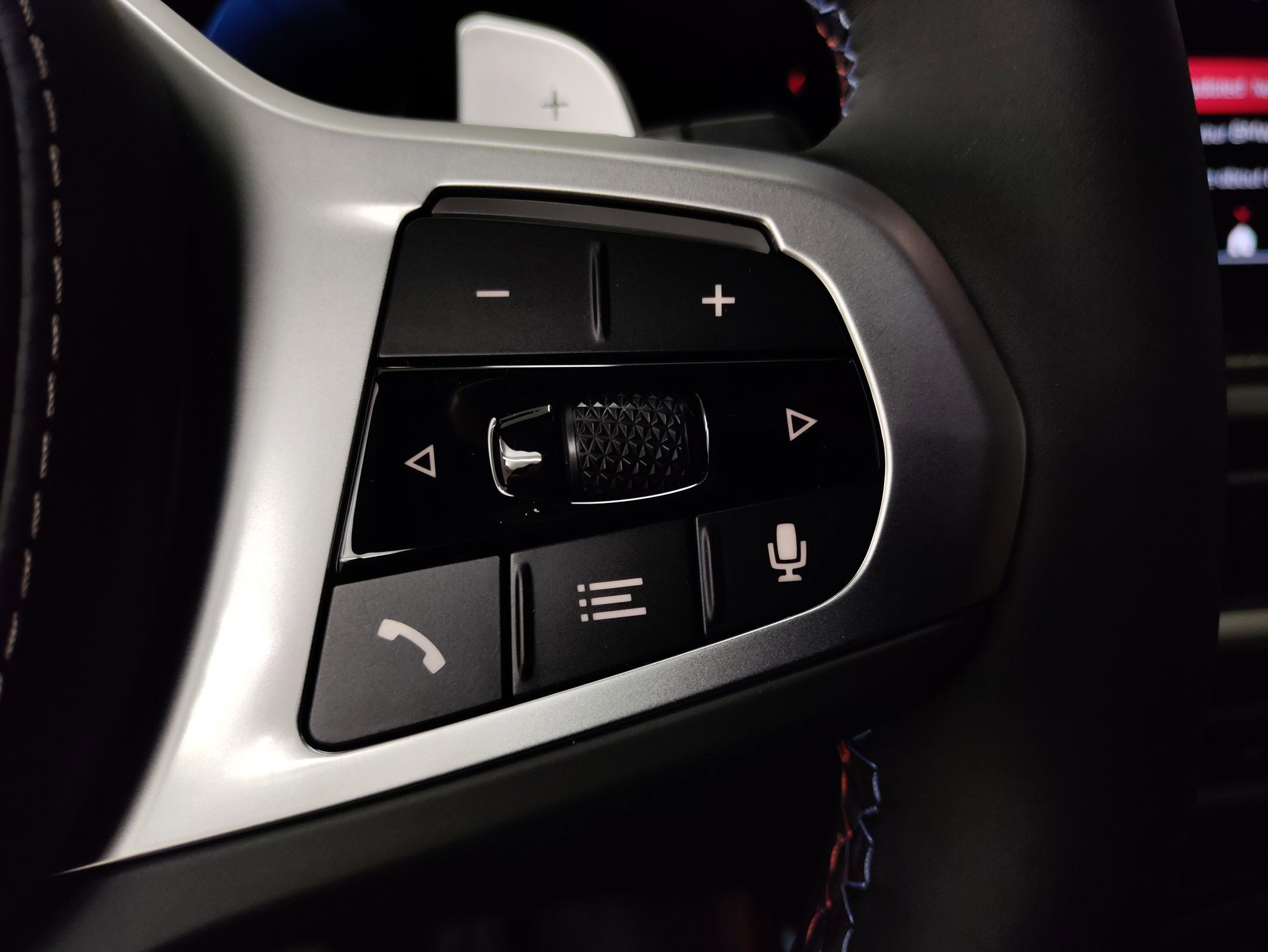 New 2026 BMW X7 M60i image 18