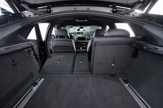 Used 2019 BMW X6 xDrive50i w/ M Sport Package image 40