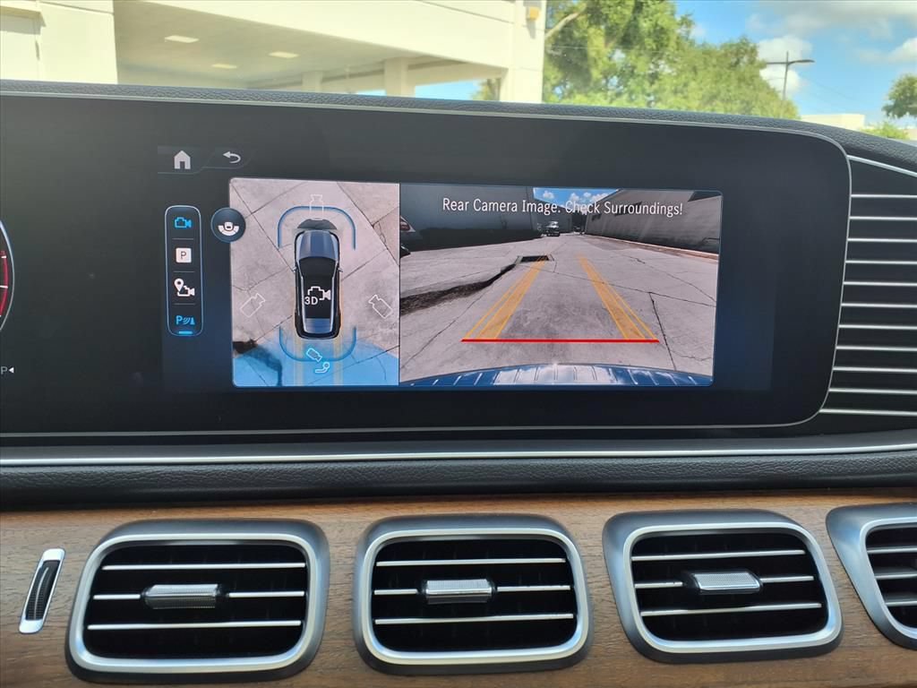Used 2025 Mercedes-Benz GLE 350 4MATIC w/ Winter Package image 25