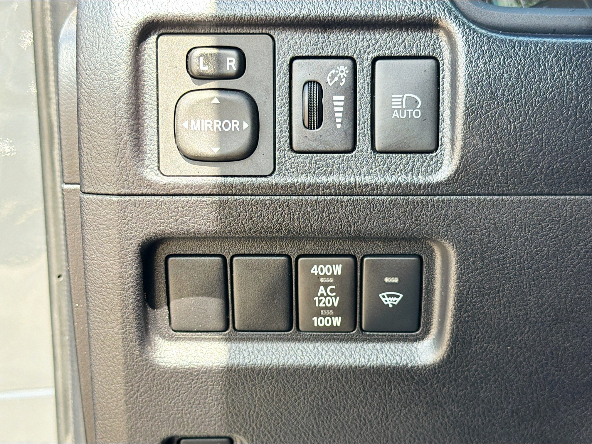 Used 2024 Toyota 4Runner SR5 Premium RWD image 32