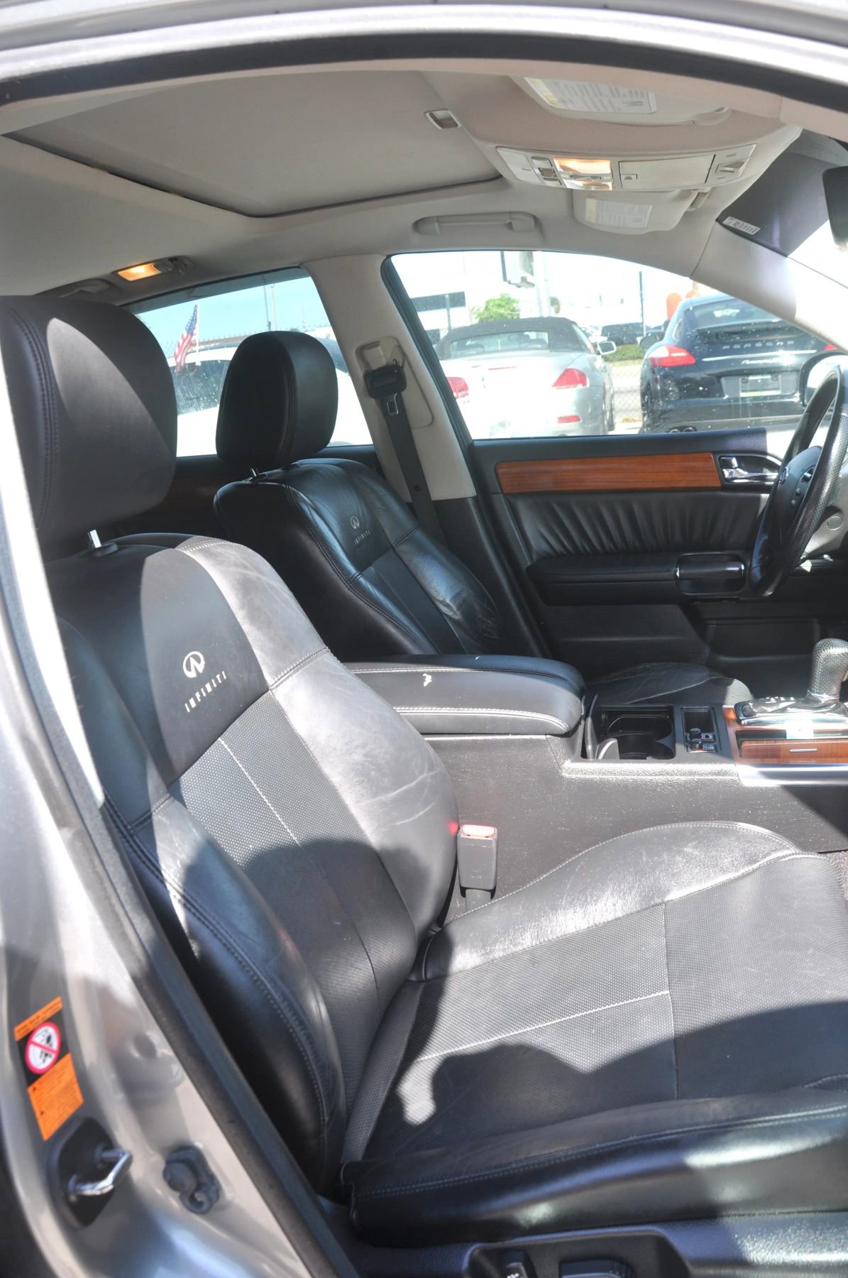 Used 2007 INFINITI M35 w/ Technology Pkg RWD image 18