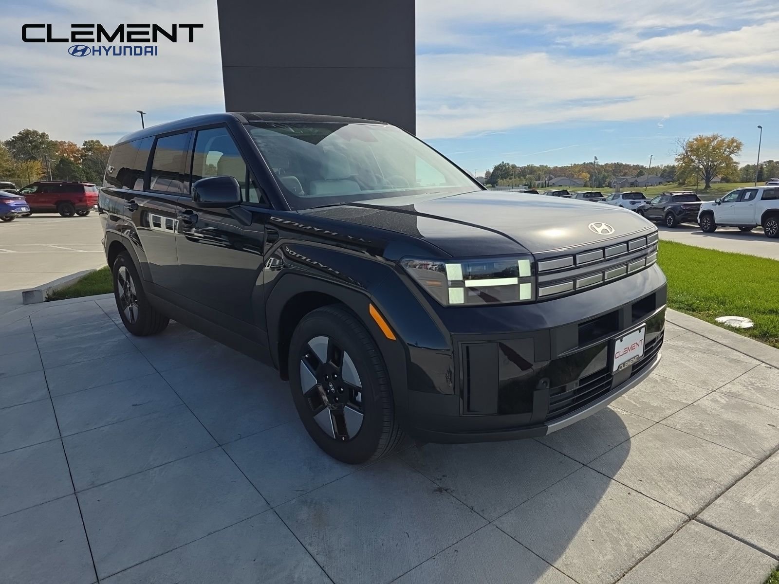 New 2026 Hyundai Santa Fe SE image 3