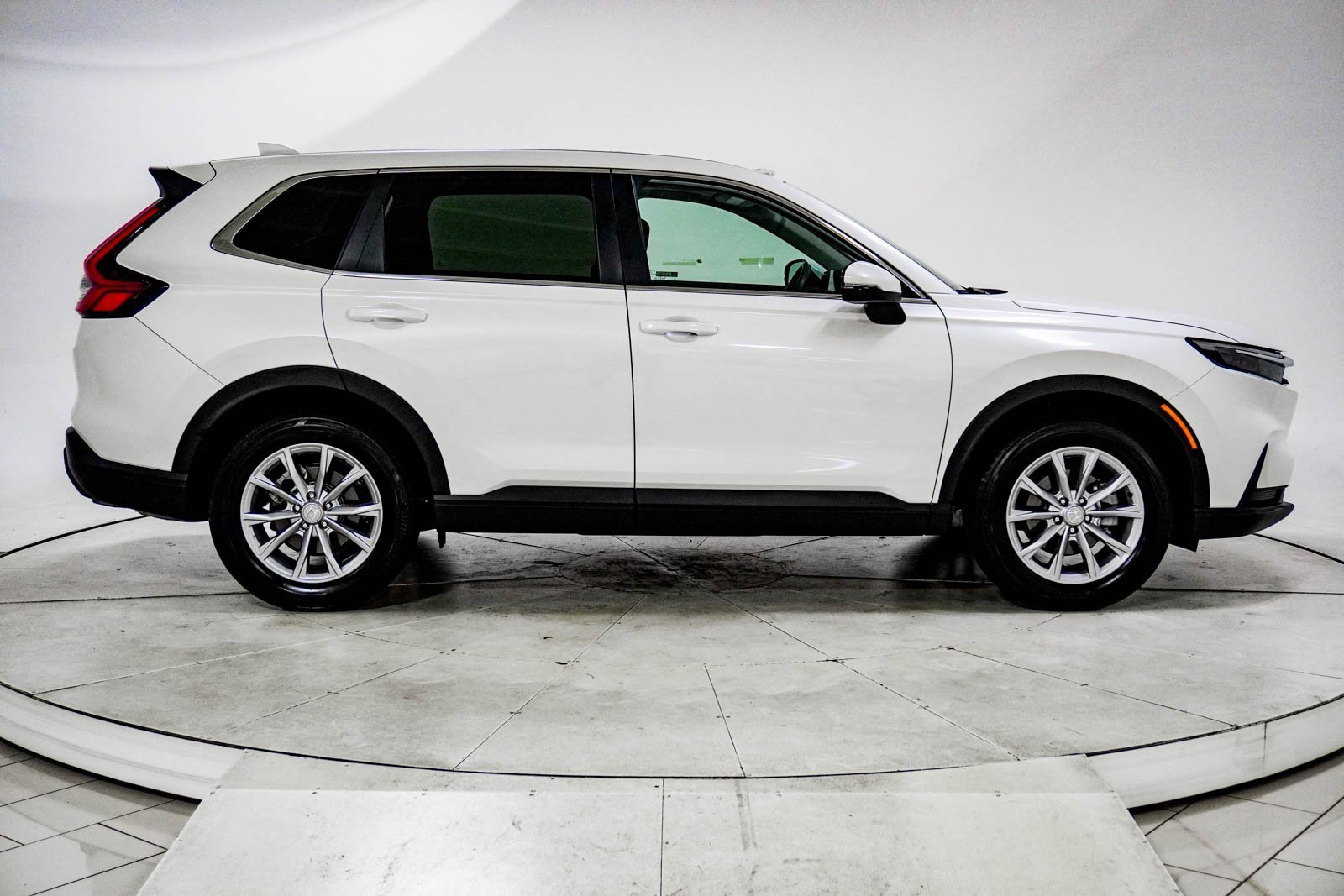 Certified 2025 Honda CR-V EX image 11