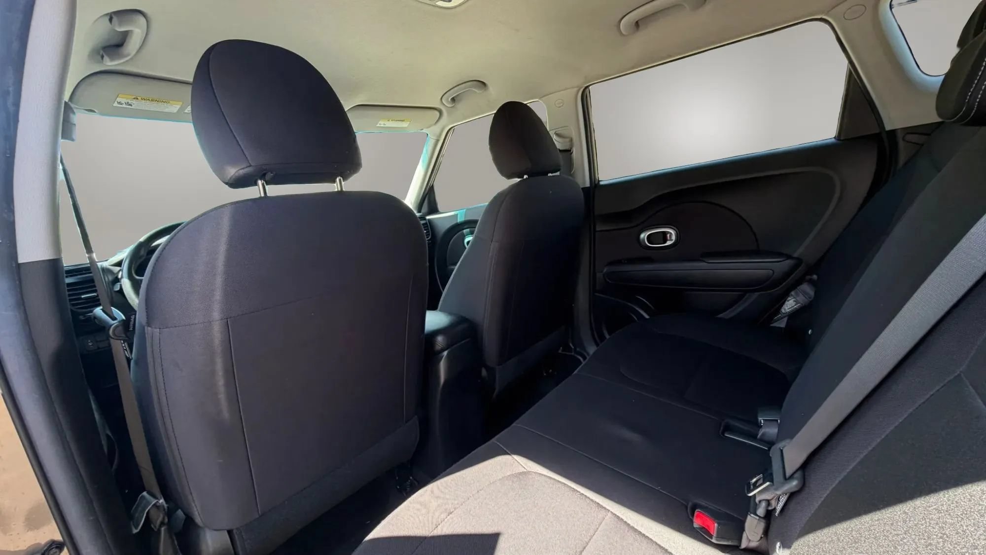 Used 2015 Kia Soul FWD image 12