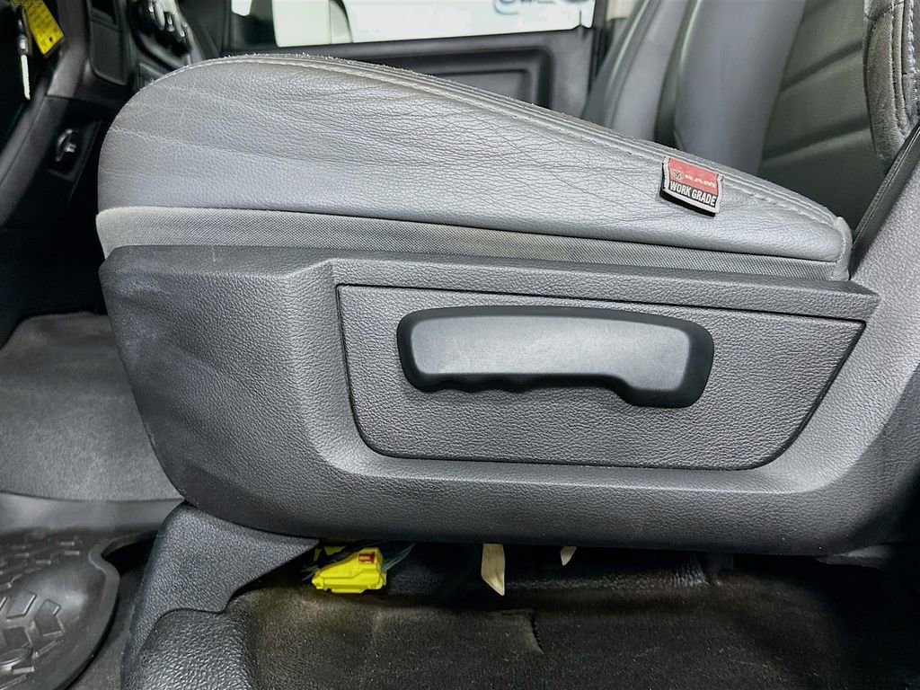 Used 2016 RAM 2500 Tradesman image 22