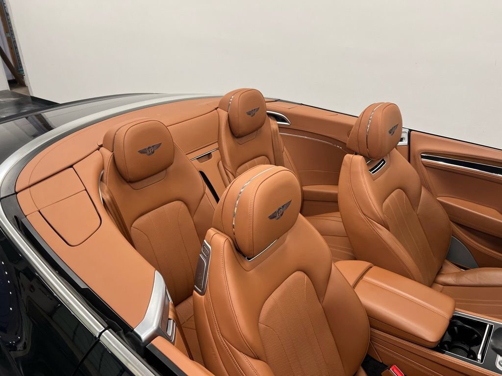 Used 2020 Bentley Continental GT image 14