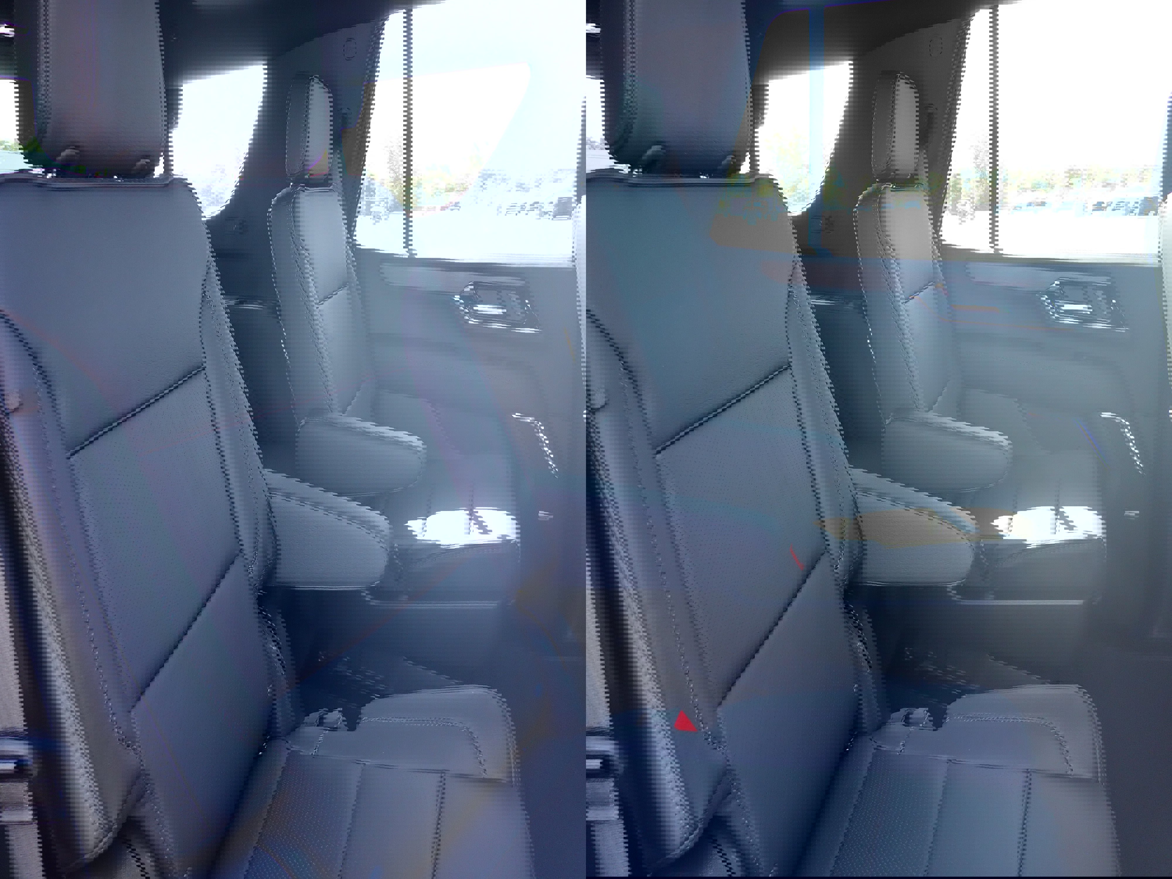 New 2026 GMC Yukon Denali w/ Sun & Power Step Package image 13