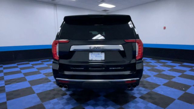 Used 2023 GMC Yukon XL Denali AWD/4WD image 7